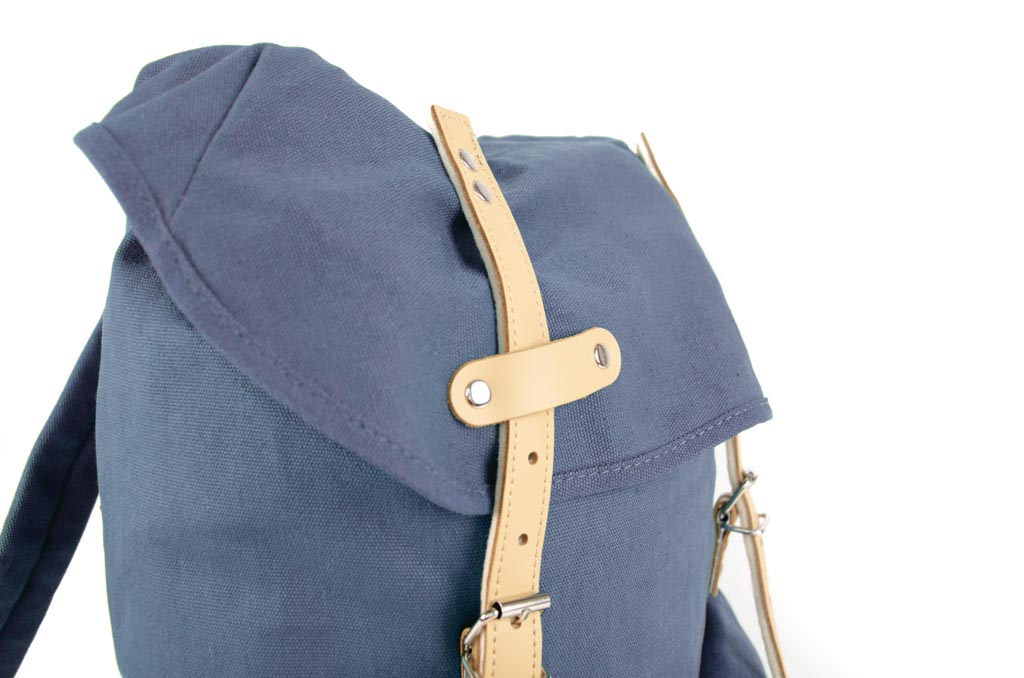 RU131 Baumwoll-Wander-Rucksack mit Echt-Leder-Strippen 15L Blau